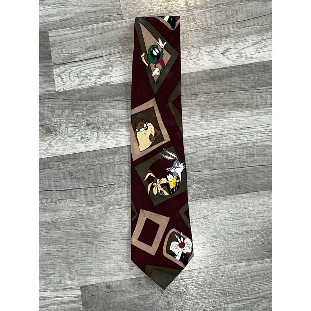 LOONEY TUNES MANIA 1993 MEN'S 100% SILK NECK TIE BUGS/TAZ/MARVIN/DAFFY